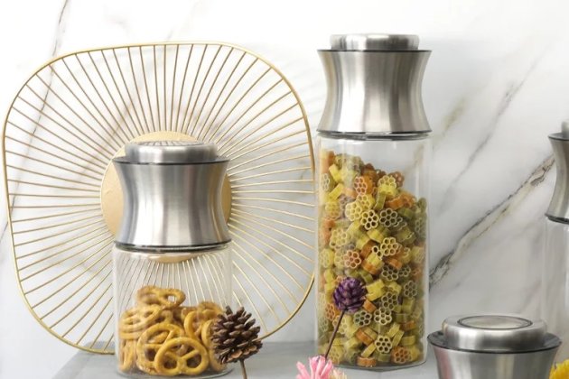 Why Glass Jars & Shakers Are Perfect for Food Storage