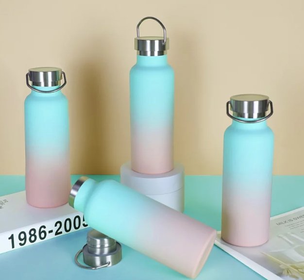 Premium insulated drinkware delivering lasting freshness and dependable convenience